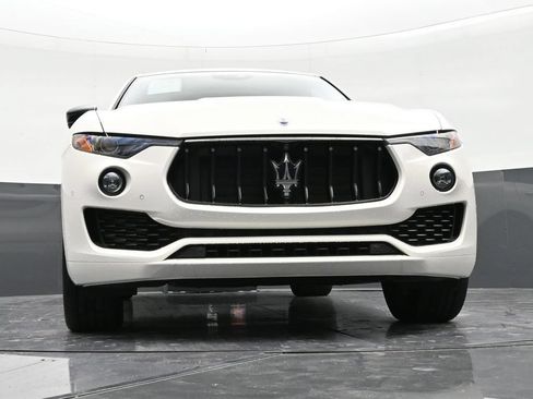 Used 2024 Maserati Levante GT Ultima AWD/4WD image 25