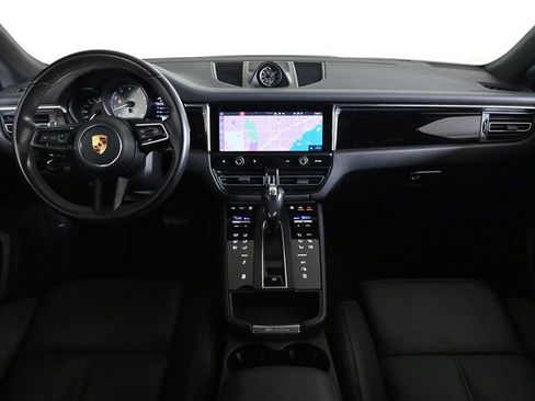 Certified 2023 Porsche Macan S image 12