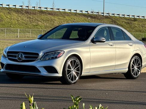 Used 2021 Mercedes-Benz C 300 Sedan image 7