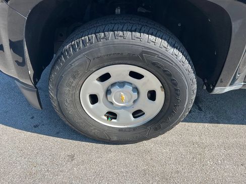 Used 2020 Chevrolet Colorado W/T RWD image 14