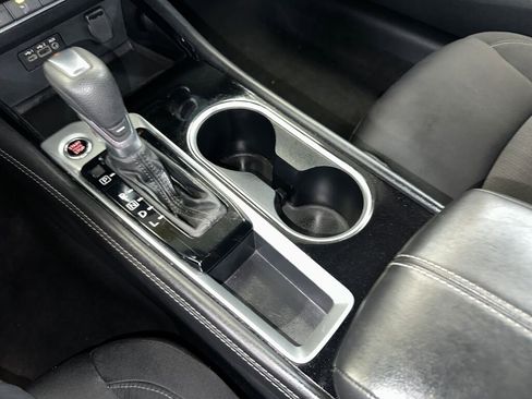 Used 2023 Nissan Altima 2.5 SV image 13