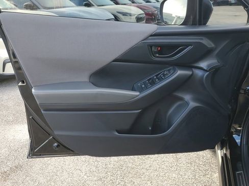 Used 2024 Subaru Crosstrek 2.0i Premium image 14