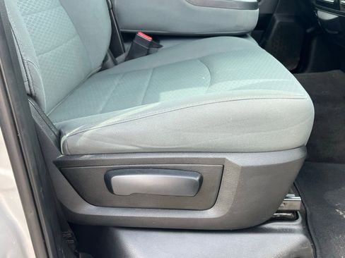 Used 2018 RAM 1500 Classic SLT image 18