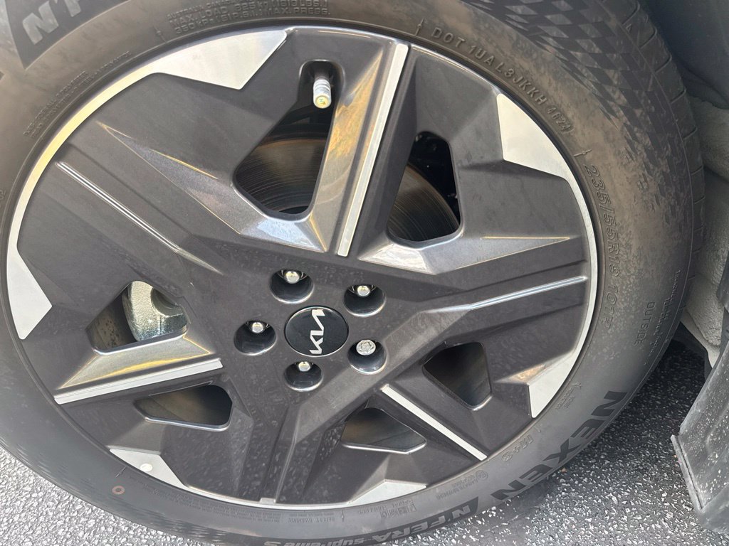 Used 2025 Kia EV6 Light w/ Light LR Technology Package RWD image 33