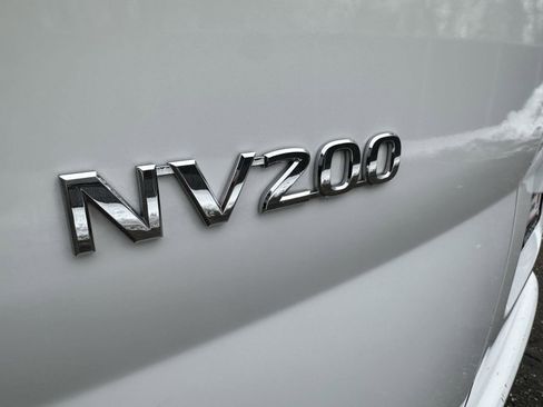Used 2019 Nissan NV200 SV image 4