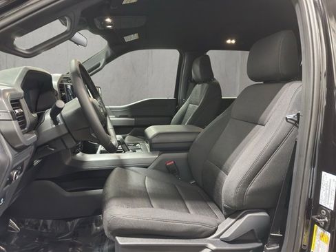 New 2026 Ford F150 XLT w/ XLT Black Appearance Package image 9