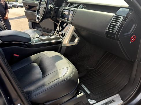 Used 2019 Land Rover Range Rover Supercharged AWD/4WD image 19