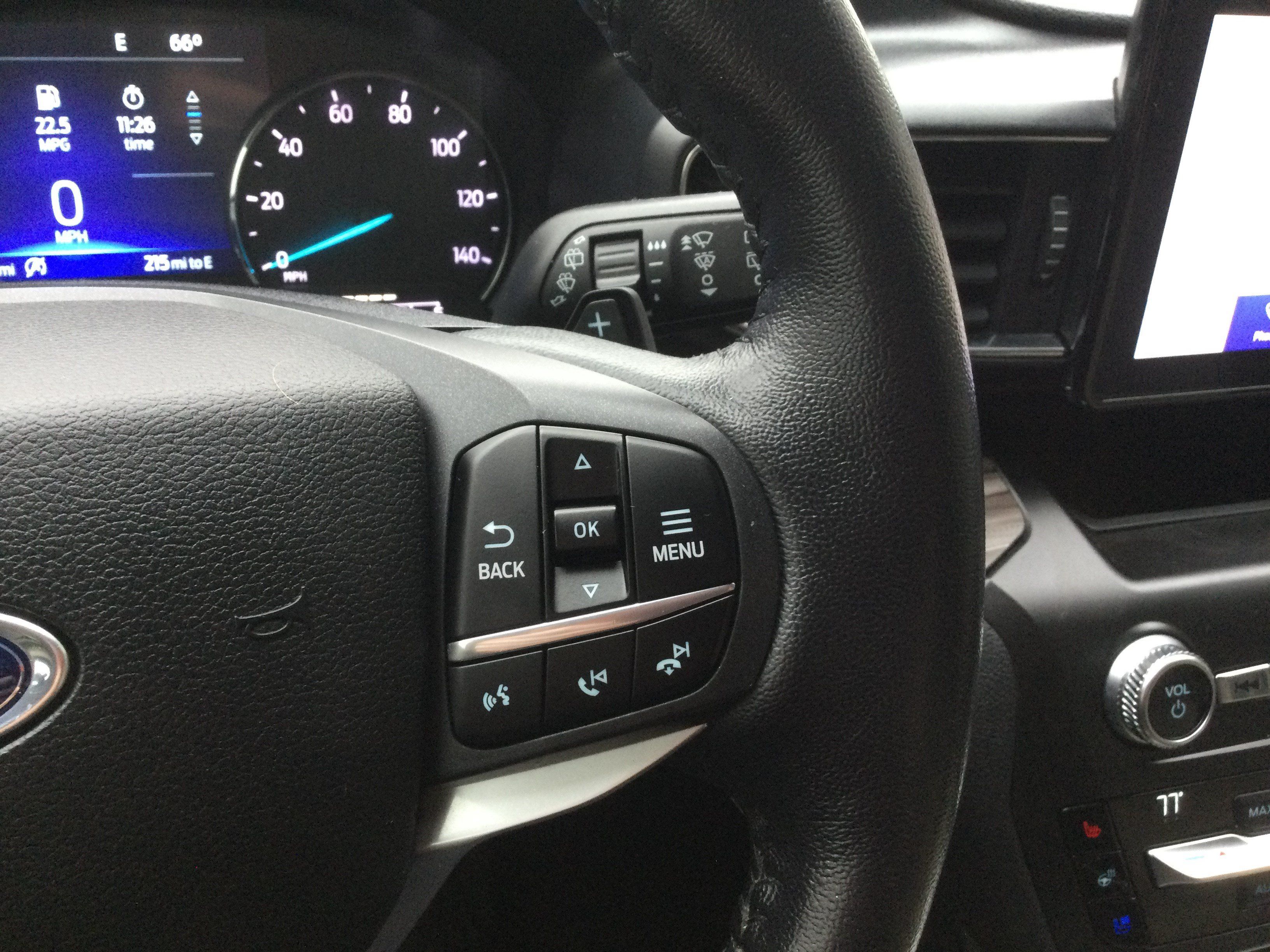 Used 2020 Ford Explorer Limited w/ Class III Trailer Tow Package AWD/4WD image 16