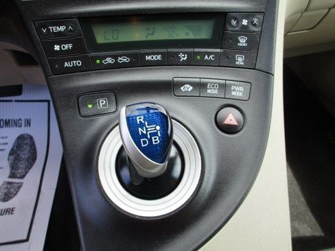Used 2011 Toyota Prius Two FWD image 24