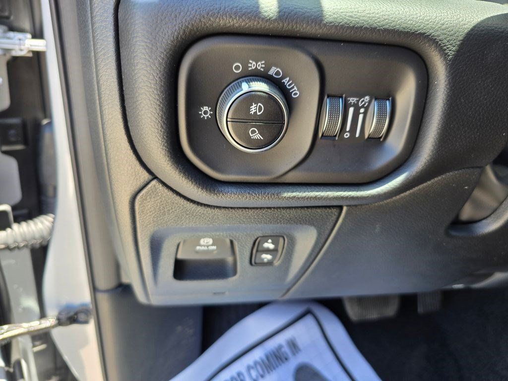 New 2026 RAM 1500 Big Horn AWD/4WD image 33