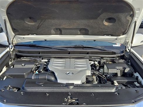 Used 2023 Lexus GX 460 Premium image 30