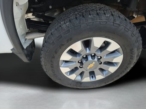 Used 2022 Chevrolet Silverado 3500 W/T w/ WT Convenience Package AWD/4WD image 33