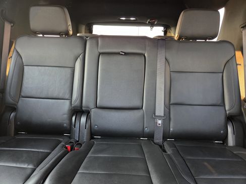 Used 2021 Chevrolet Tahoe Z71 AWD/4WD image 13