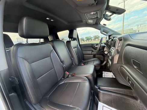Used 2020 Chevrolet Silverado 1500 W/T w/ WT Convenience Package AWD/4WD image 18