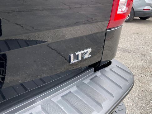 Used 2016 Chevrolet Silverado 1500 LTZ Z71 w/ LTZ Plus Package AWD/4WD image 10
