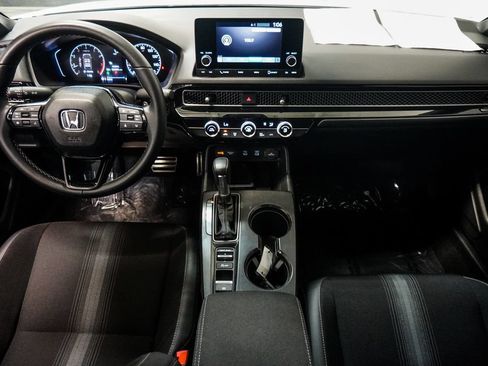 Used 2025 Honda Civic Sport image 10