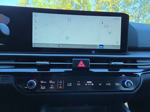 New 2026 Kia Sportage X-Line w/ X-Line Technology Package AWD/4WD image 10