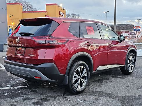 Certified 2021 Nissan Rogue SV image 6
