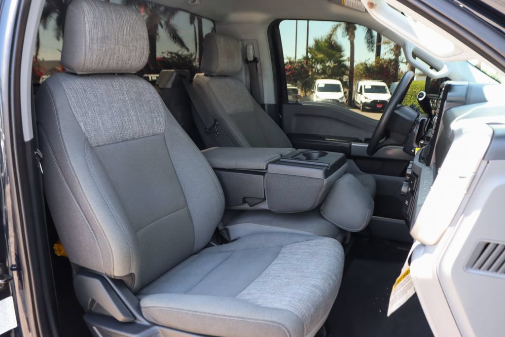 Used 2025 Ford F350 XLT AWD/4WD image 34
