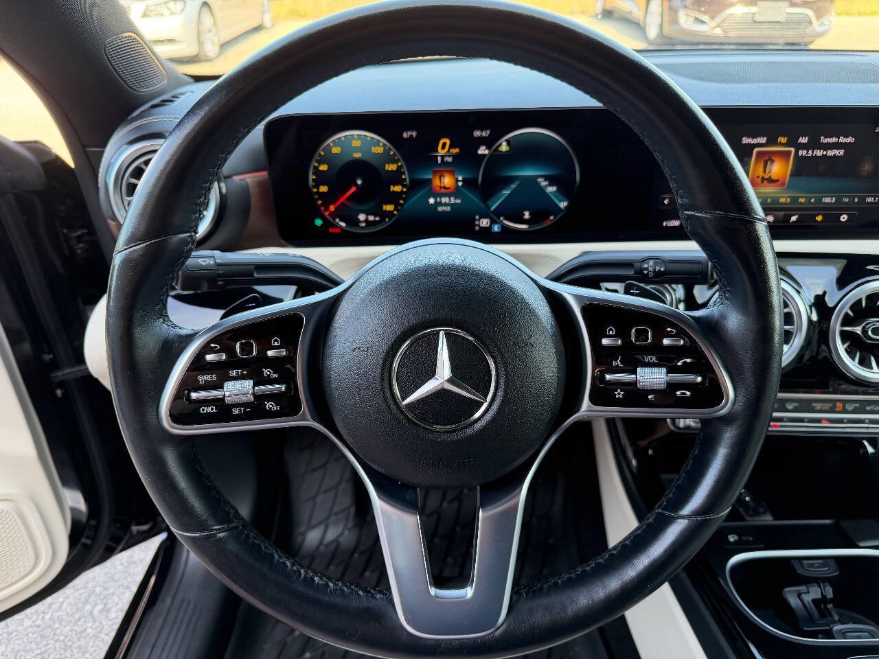 Used 2023 Mercedes-Benz CLA 250 4MATIC w/ Premium Package image 10