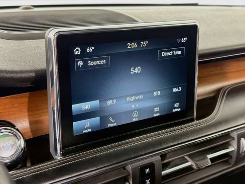 Used 2022 Lincoln Corsair Reserve AWD/4WD image 15