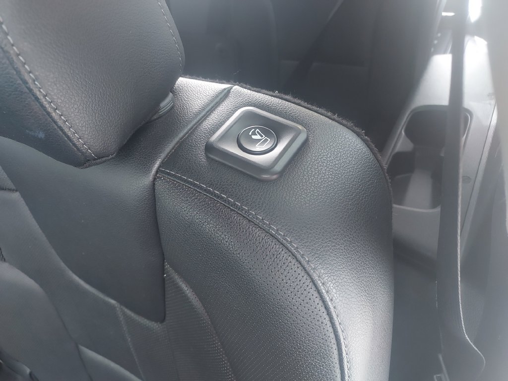 Used 2020 Kia Telluride EX AWD/4WD image 37