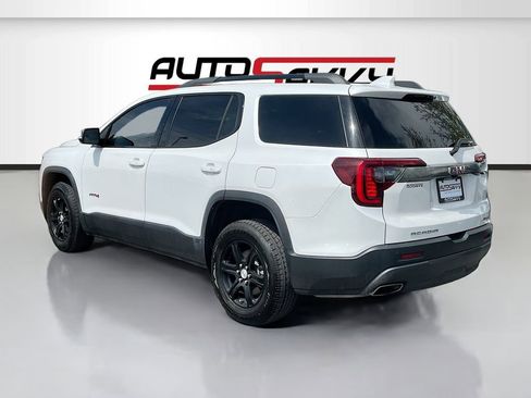 Used 2023 GMC Acadia AT4 w/ Technology Package AWD/4WD image 5