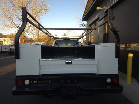 Used 2019 Ford F550 4x4 Crew Cab Super Duty image 10