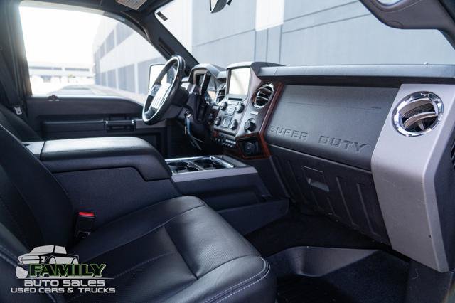 Used 2016 Ford F350 Lariat w/ Lariat Ultimate Package AWD/4WD image 23