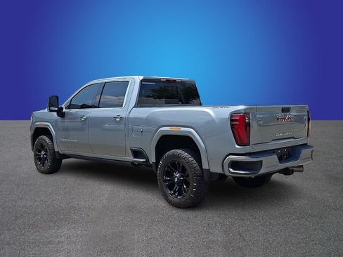 Used 2024 GMC Sierra 2500 Denali w/ Denali Reserve Package AWD/4WD image 6