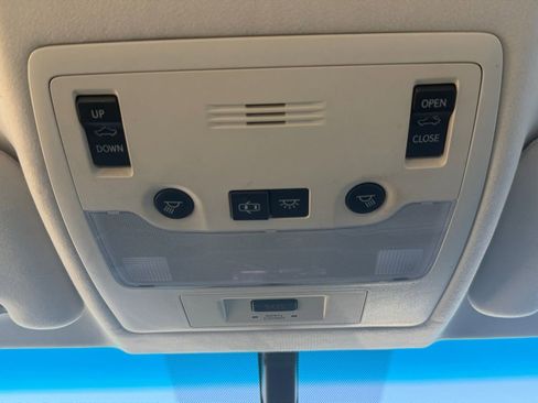 Used 2015 Lexus ES 350 w/ Premium Package image 23