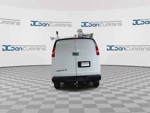 Used 2020 Chevrolet Express 2500 w/ Communications Package image 7