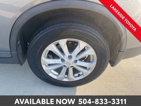 Used 2016 Nissan Rogue SV image 11