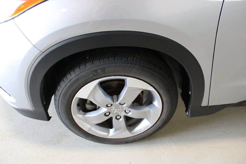 Used 2022 Honda HR-V LX image 3