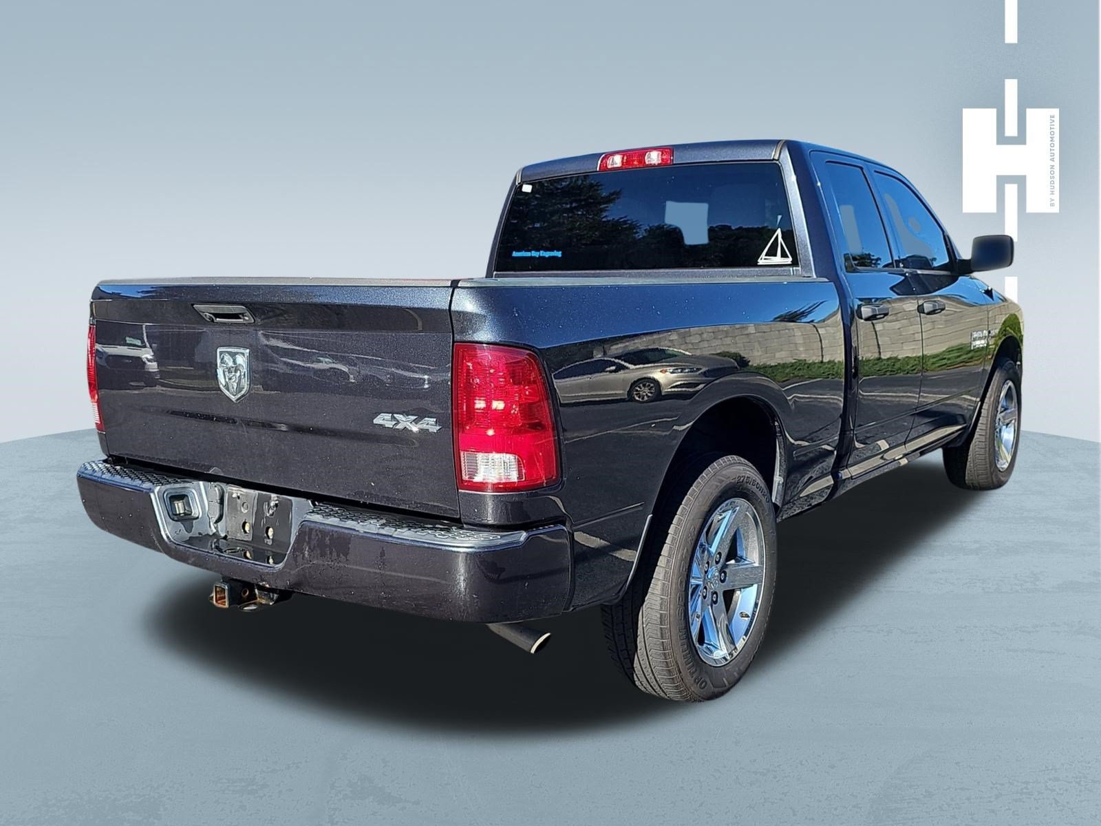 Used 2018 RAM 1500 Express w/ Express Value Package AWD/4WD image 3