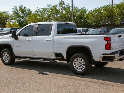 Used 2023 Chevrolet Silverado 2500 LT w/ Convenience Package AWD/4WD image 7