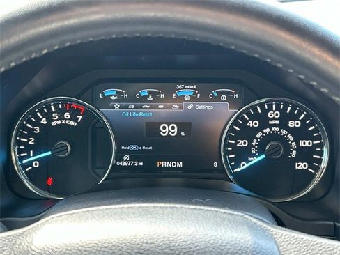 Certified 2019 Ford F150 Lariat w/ Equipment Group 501A Mid image 38