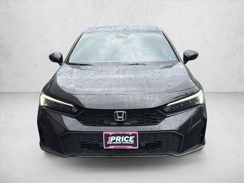Used 2025 Honda Civic Sport image 2