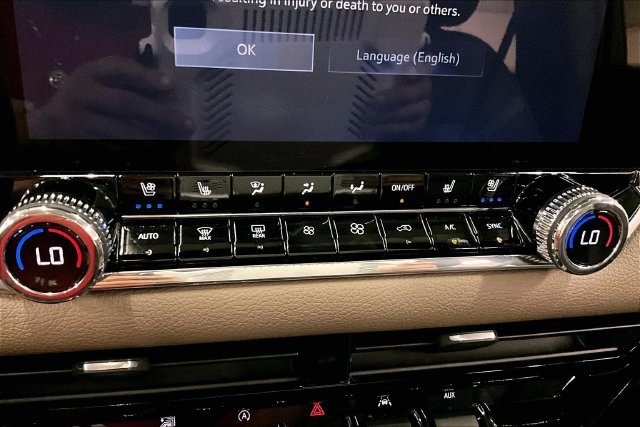 Used 2023 GMC Canyon Denali AWD/4WD image 31