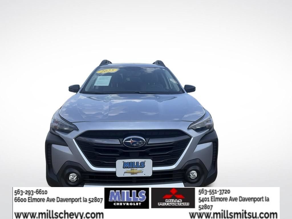 Used 2025 Subaru Outback Limited AWD/4WD image 8