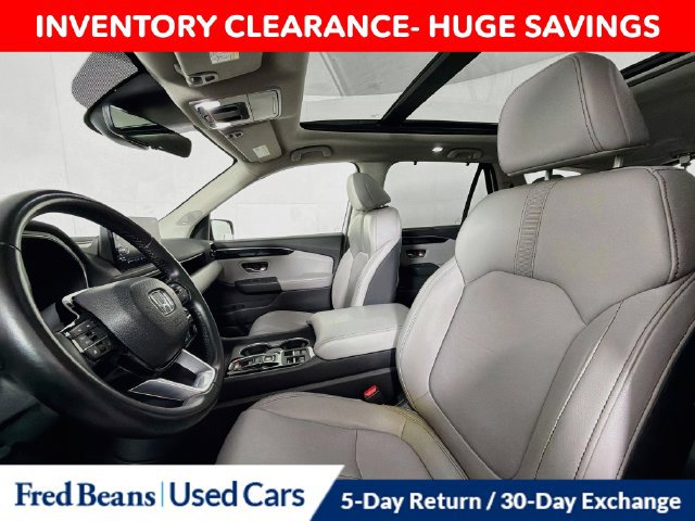 Used 2024 Honda Pilot Touring image 28
