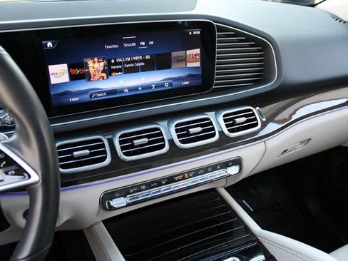 Used 2024 Mercedes-Benz GLE 450e 4MATIC image 17