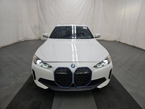 Used 2023 BMW i4 eDrive40 RWD image 3