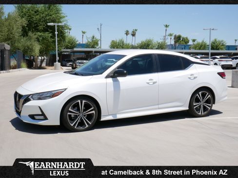 Used 2021 Nissan Sentra SR FWD image 1