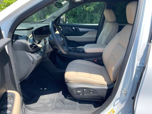 New 2026 Buick Enclave Preferred w/ Power Package FWD image 13