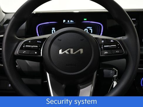 New 2026 Kia Seltos LX FWD image 11