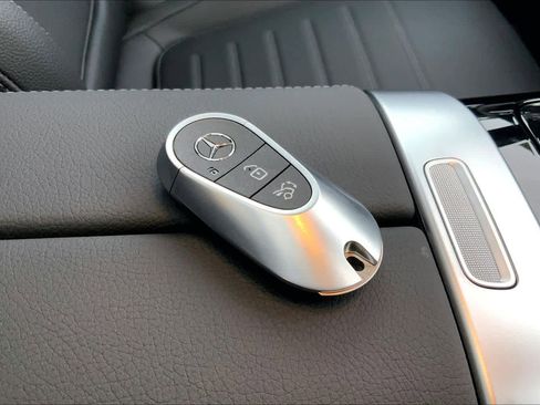 New 2026 Mercedes-Benz GLC 300 4MATIC image 21