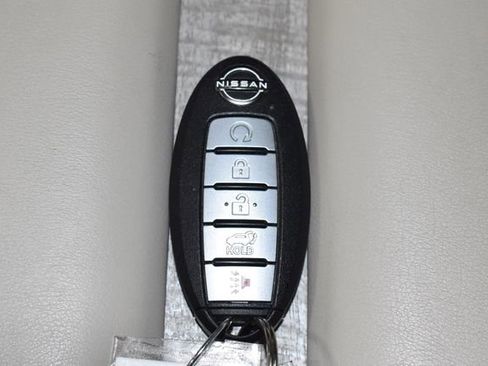 Used 2024 Nissan Murano SL image 25