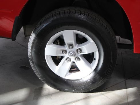 Used 2024 RAM 1500 Classic SLT image 14