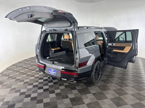 Used 2026 Hyundai Santa Fe Calligraphy w/ Tow & Go Package AWD/4WD image 18